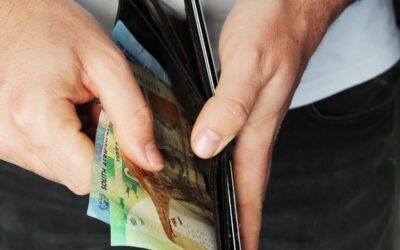 How much do general practitioners earn in Switzerland