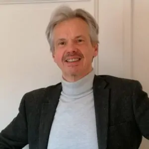 Photo de Eric Decalf, administrateur au sein du groupe Urbadental