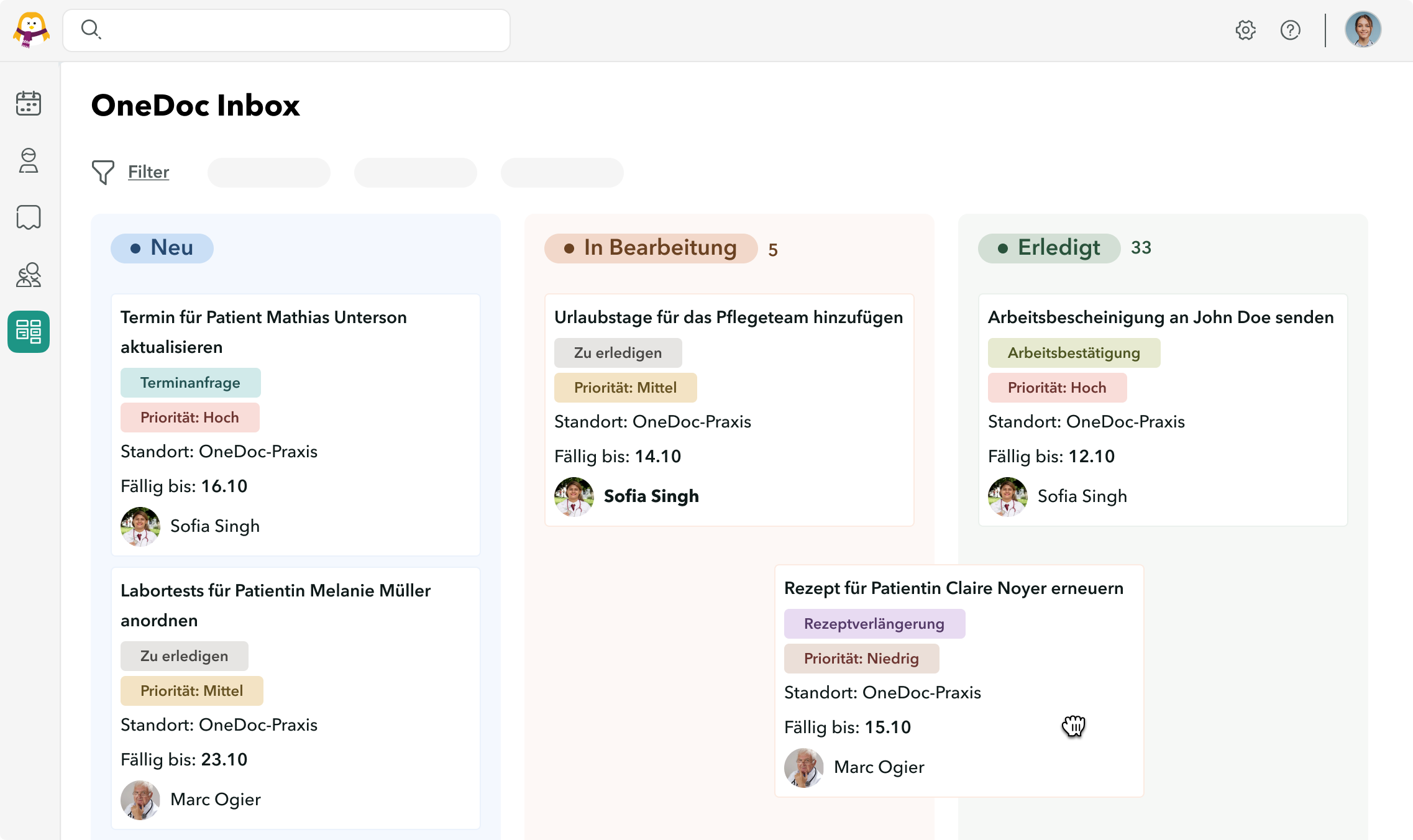 Ansicht des OneDoc Inbox-Aufgabenmanagers und Verschieben einer Aufgabe von einer Spalte in eine andere, um ihren Status zu ändern.