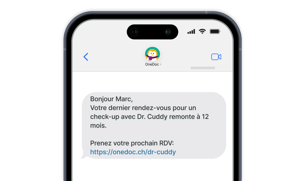 Natel affichant un SMS qui invite un patient à prendre un rendez-vous de suivi.
